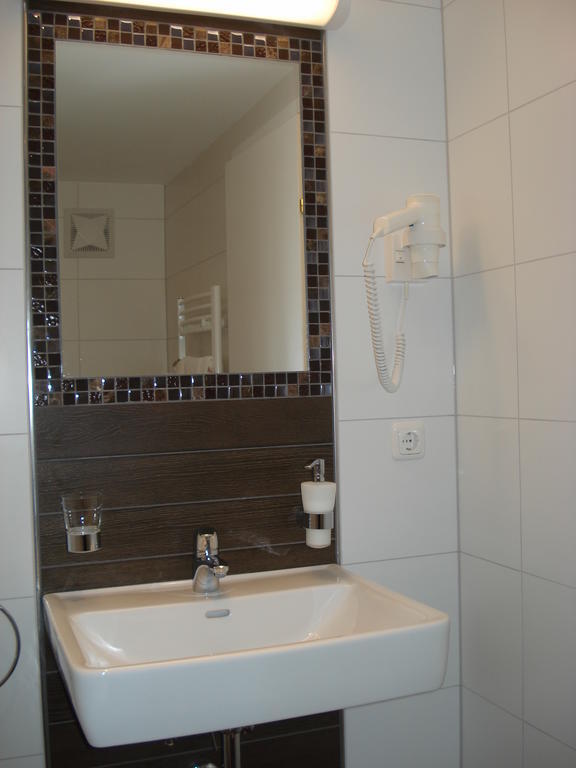 Hotel Almtalerhof Traun Luaran gambar